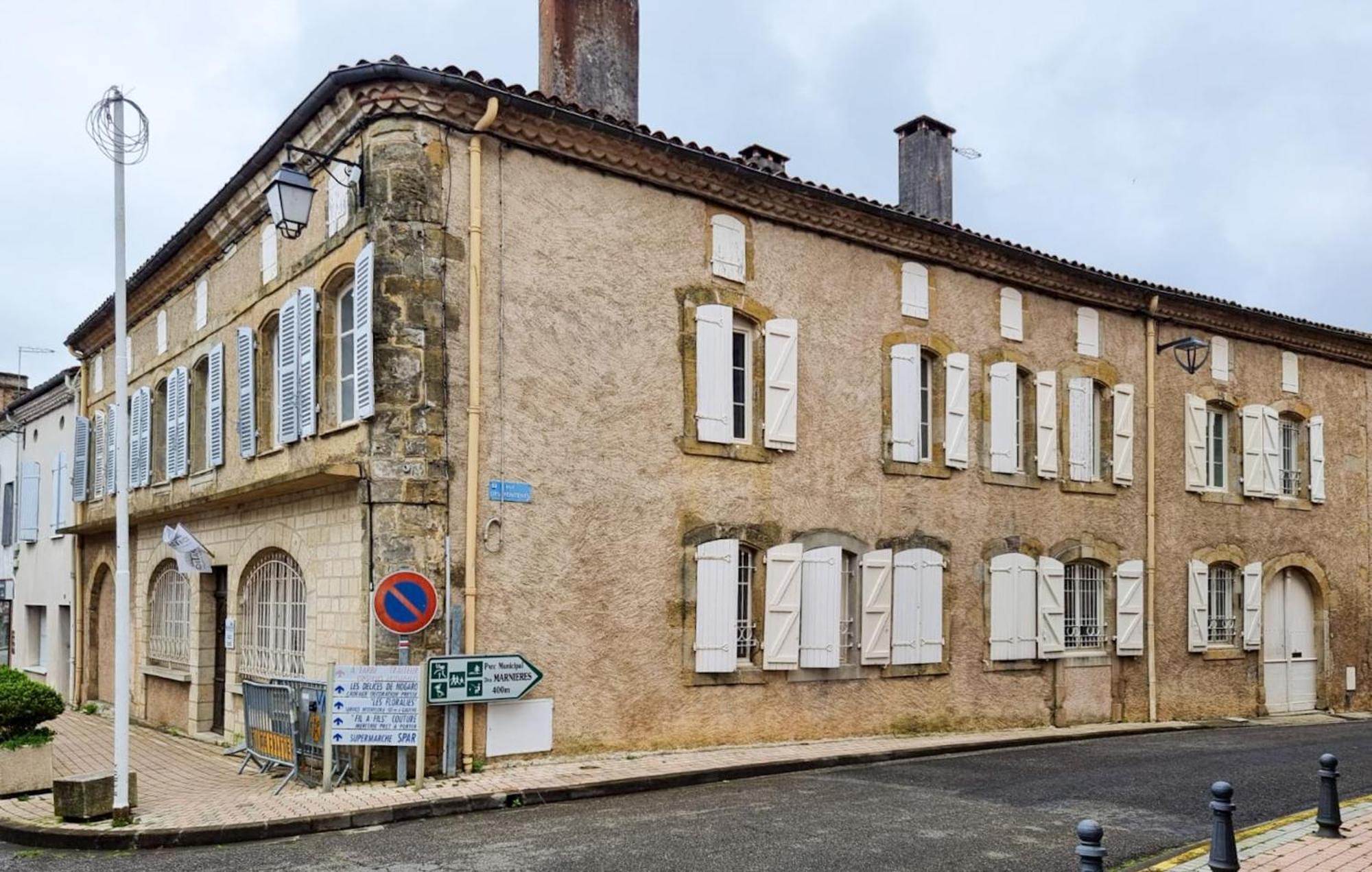 Gite Pour 4P - La Grange Des Pelerins Nogaro Exterior foto